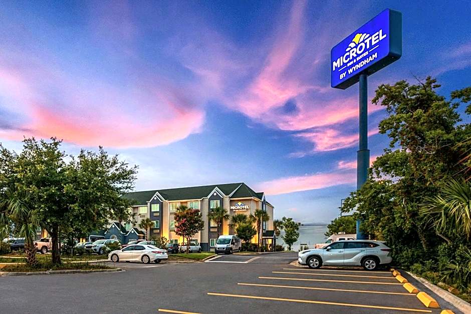 Microtel Inn & Suites By Wyndham Panama City