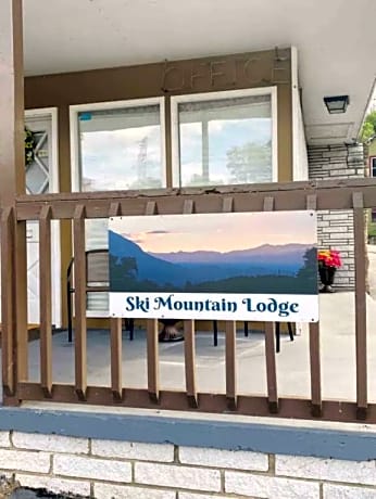 Ski Mountain Lodge