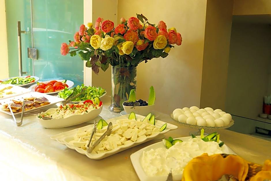 Royal Garden Hotel