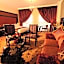 Queens Suite Hotel