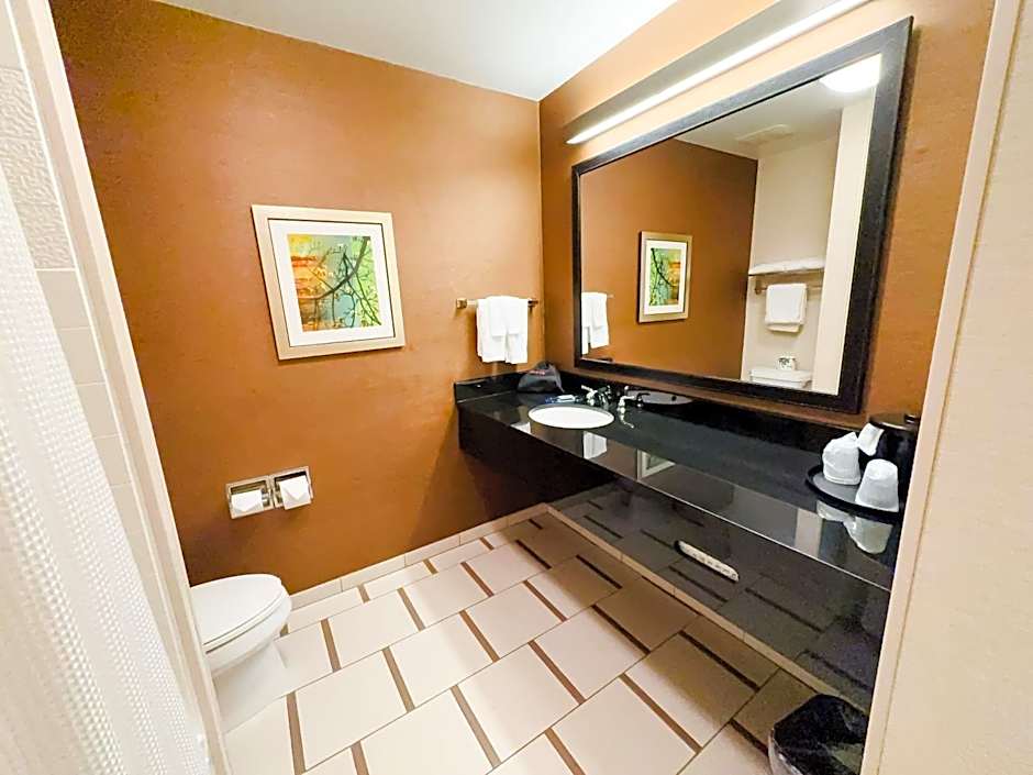 Fairfield Inn & Suites by Marriott Russellville