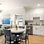 WaterWalk Extended Stay by Wyndham Kansas City - Overland Pk