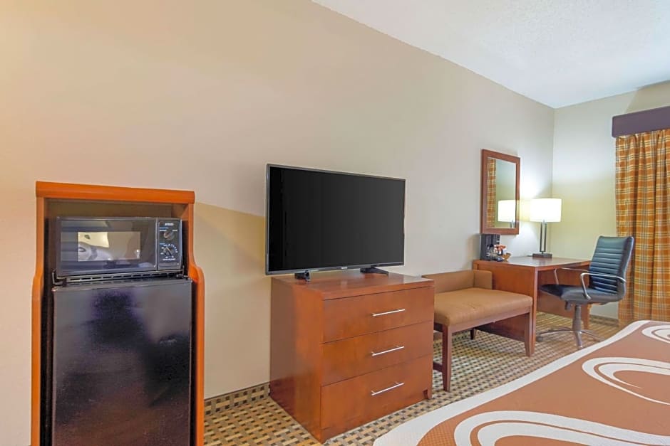 Quality Inn & Suites Decatur - Atlanta East