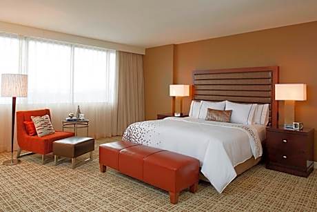 Club Executive King Room