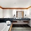 Willows Lodge