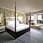 Mandarin Oriental, Boston