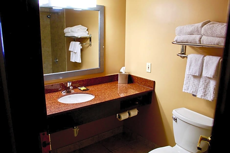 Best Western Plus Dakota Ridge