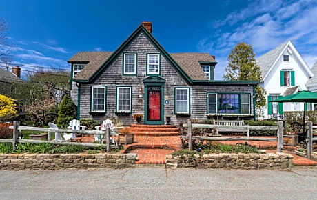Snug Cottage