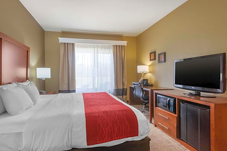 Comfort Inn And Suites - Pittsburg