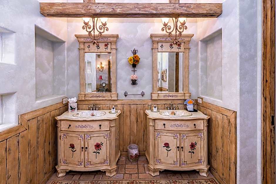 Adobe Grand Villas