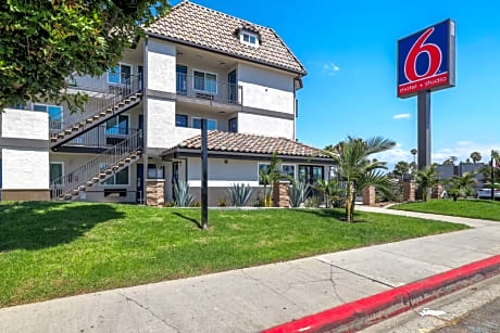 Suites Escondido CA