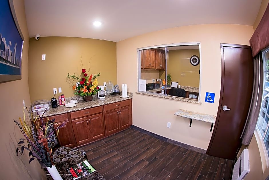 GAREY MOTEL