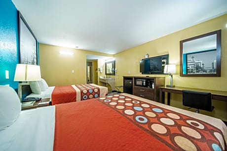 Americas Best Value Inn - Wichita West / Airport - Alojamientos en WICHITA