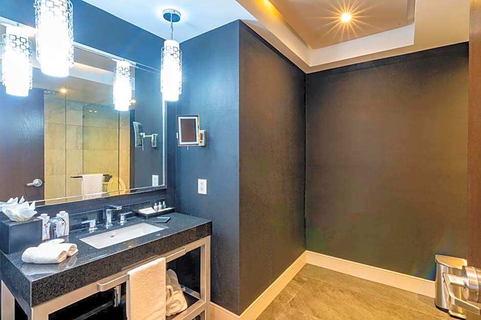 K Tower Boutique Hotel By Lucerna