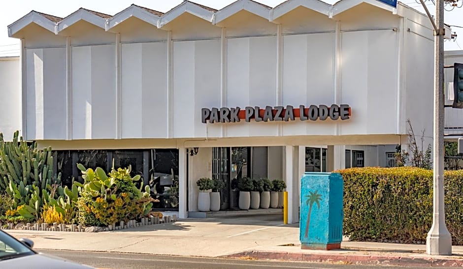 Park Plaza Lodge