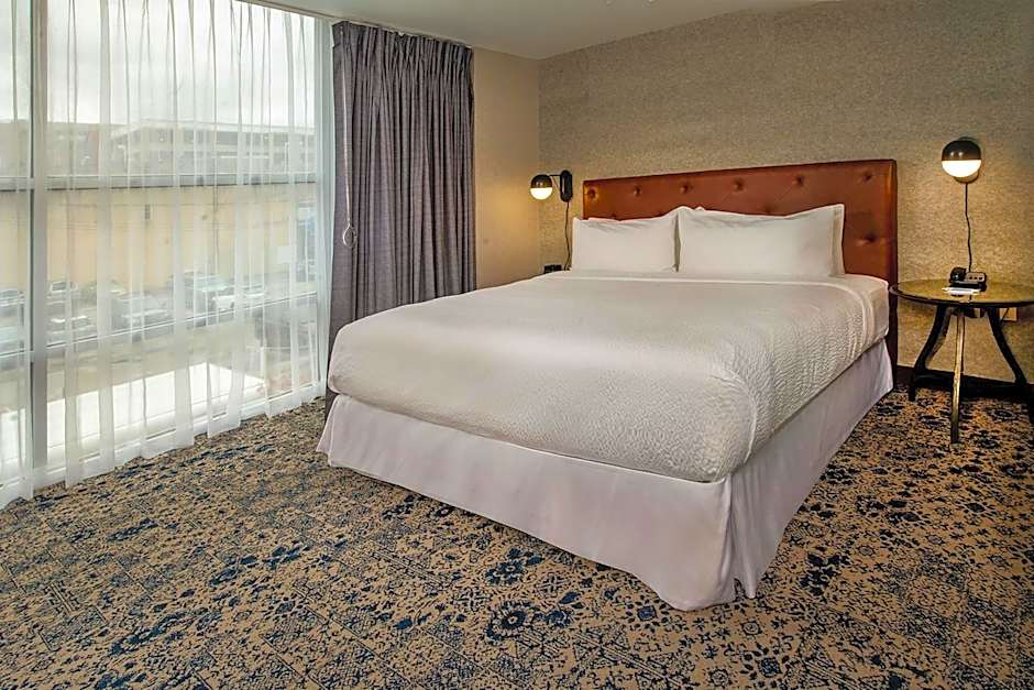 Four Points By Sheraton Philadelphia City Center