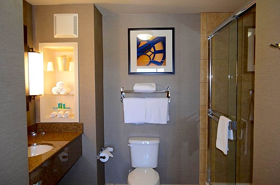 Holiday Inn Express Hotel & Suites Barstow