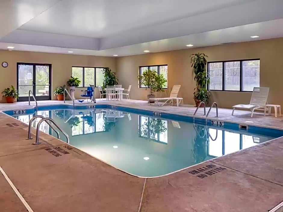 Comfort Inn Duncansville - Altoona