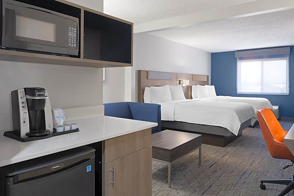 Holiday Inn Express Hotel & Suites Midwest City