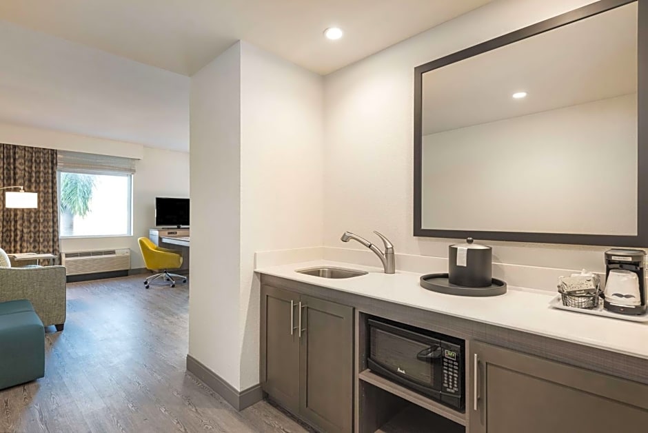 Hampton Inn By Hilton & Suites Miami Midtown, FL