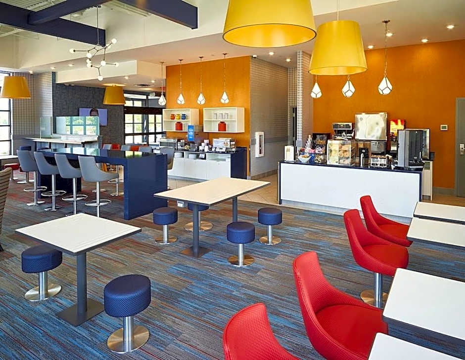 LivINN Hotel St. Paul – I-94 – East 3M Area