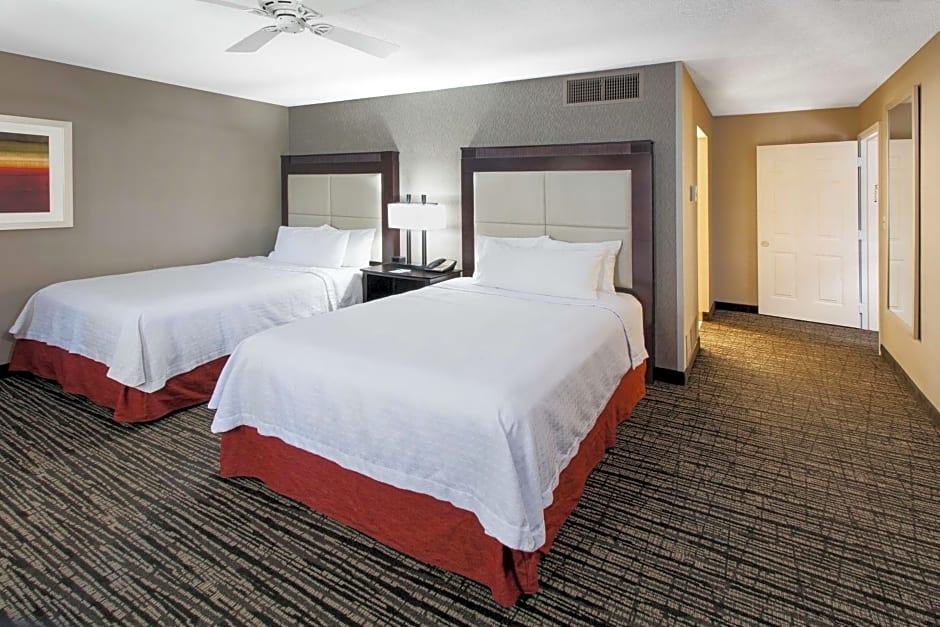 Homewood Suites By Hilton Indianapolis-At The Crossing