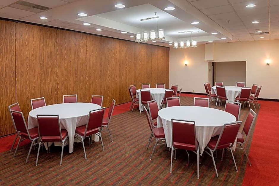 Four Points By Sheraton Asheville Downtown