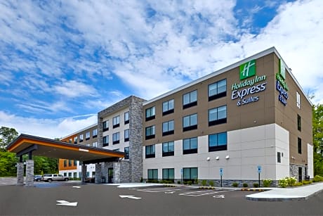 Holiday Inn Express & Suites - Painesville - Concord