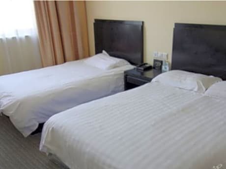 Jitai Hotel Shanghai Wusong Road Branch