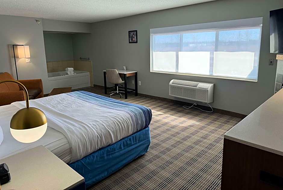 AmericInn by Wyndham Shakopee Near Canterbury Park