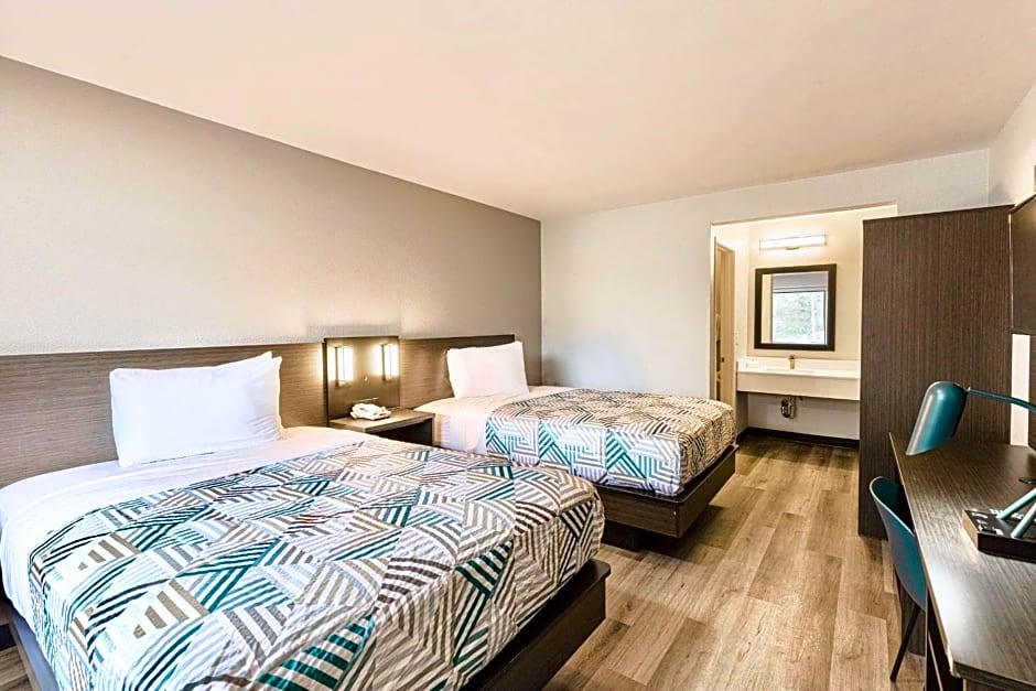 Motel 6-Carlsbad, CA - East Near LEGOLAND