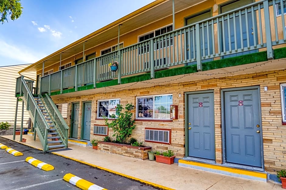 Budget Inn