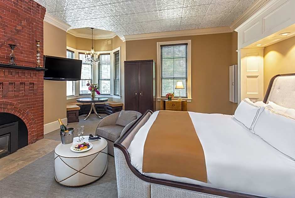 Portland Regency Hotel & Spa