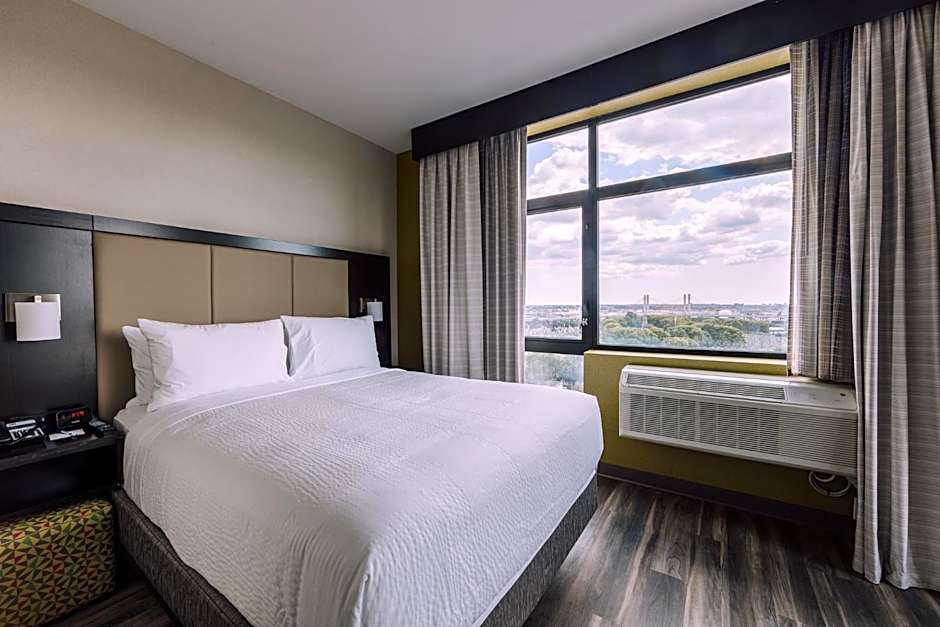 Holiday Inn Express Long Island City E - New York by IHG