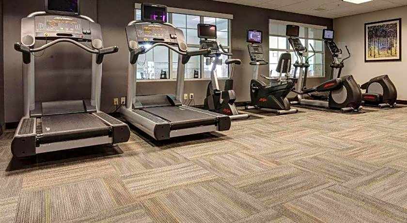 Courtyard by Marriott Hadley Amherst