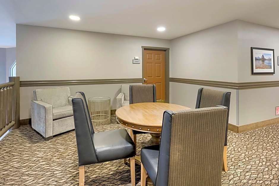 Best Western Plus Kalispell/Glacier Park West Hotel & Suites