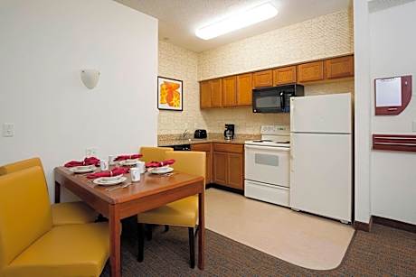 Suite, 2 Bedrooms (2 Double Beds)