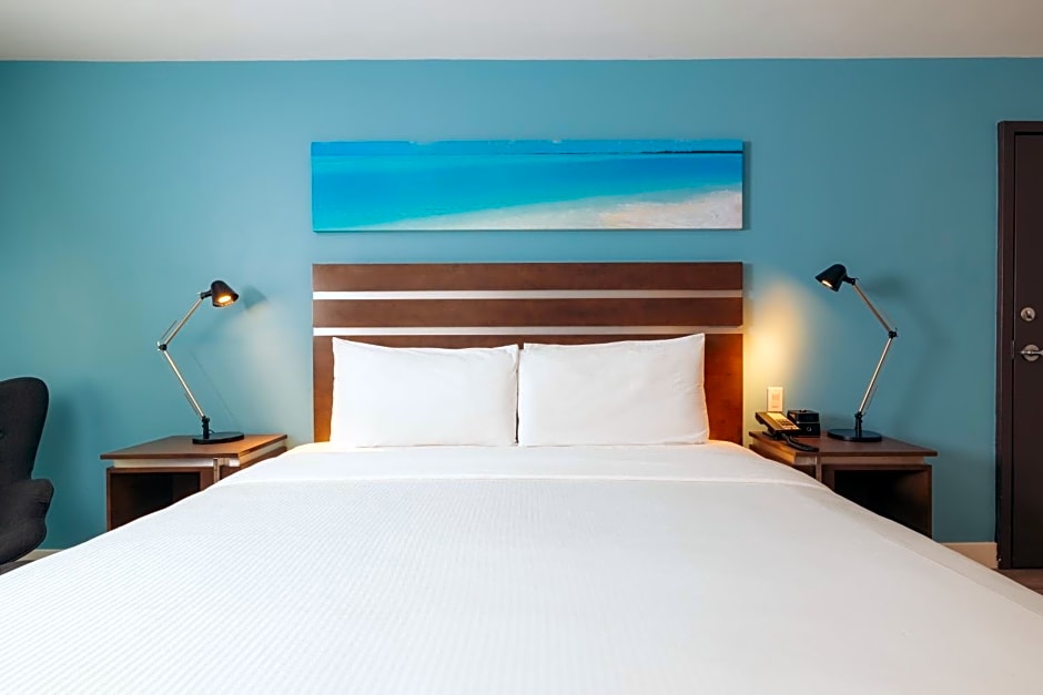 The Cove Hotel