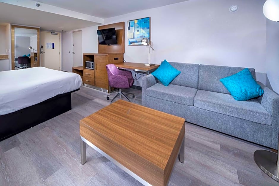 Best Western Plus Raleigh Crabtree Valley Hotel