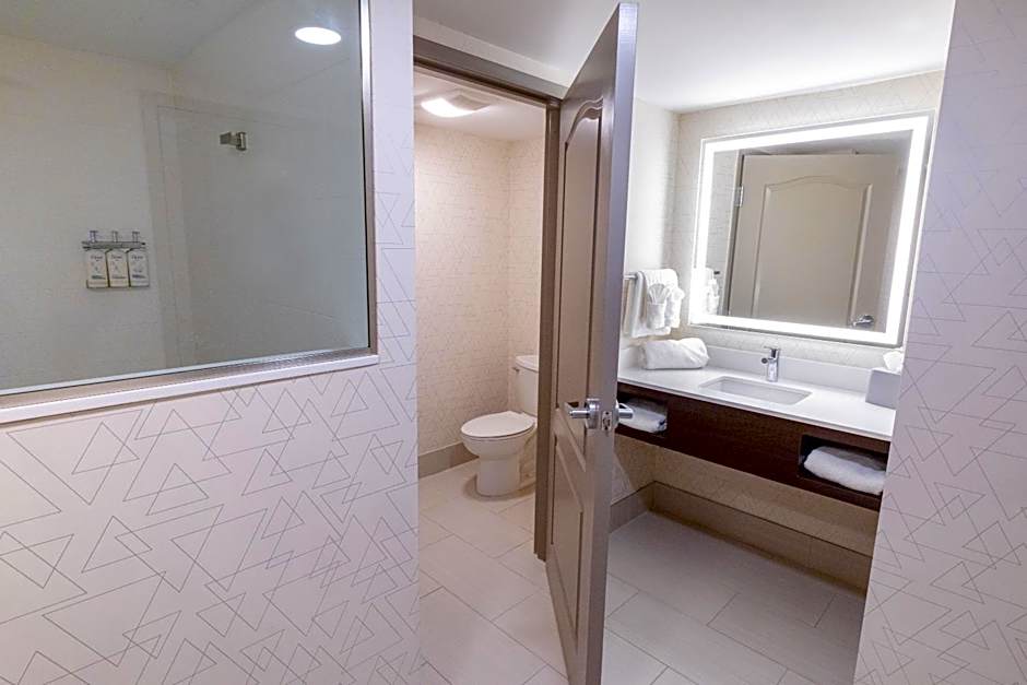 Holiday Inn Express - Neptune
