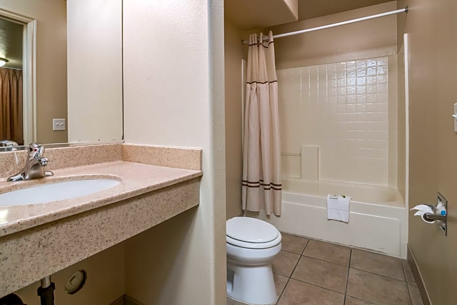 St. George Inn and Suites