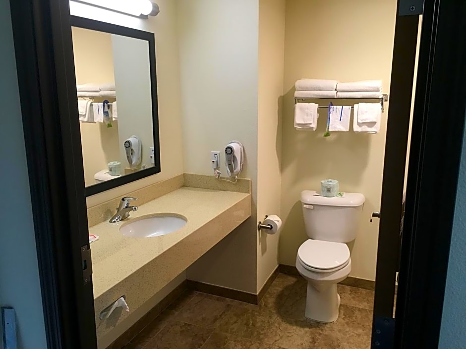 Days Inn by Wyndham West Yellowstone
