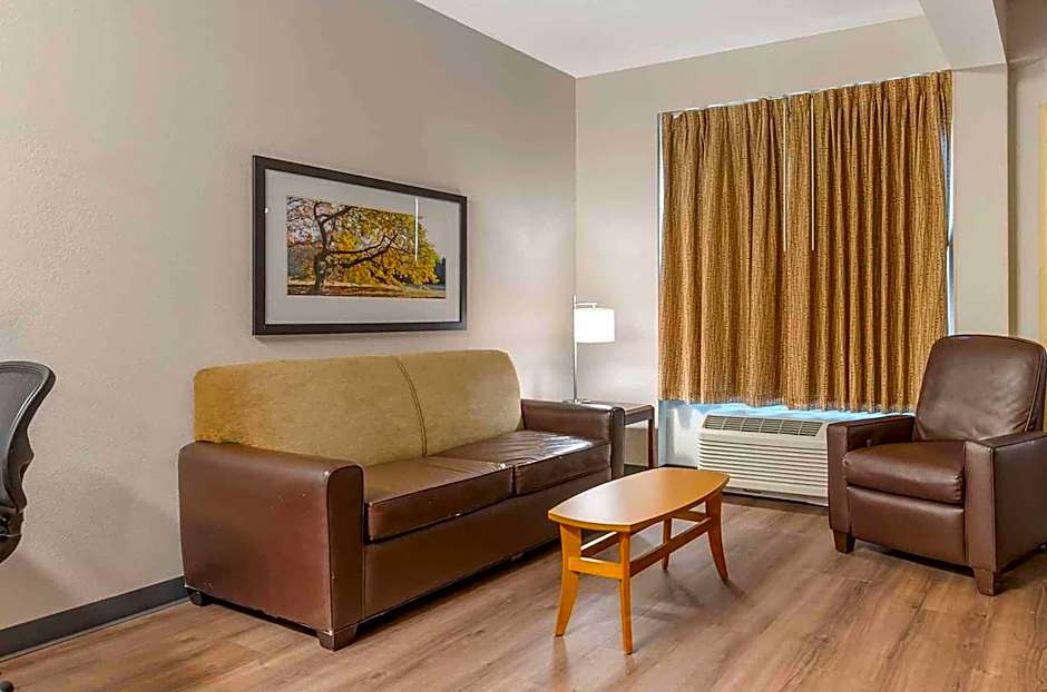 Extended Stay America Suites - Indianapolis - Airport - W. Southern Ave.