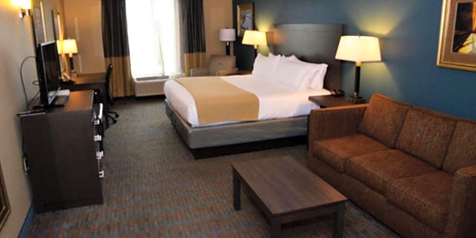 Holiday Inn Express Hotel & Suites Goldsboro - Base Area by IHG