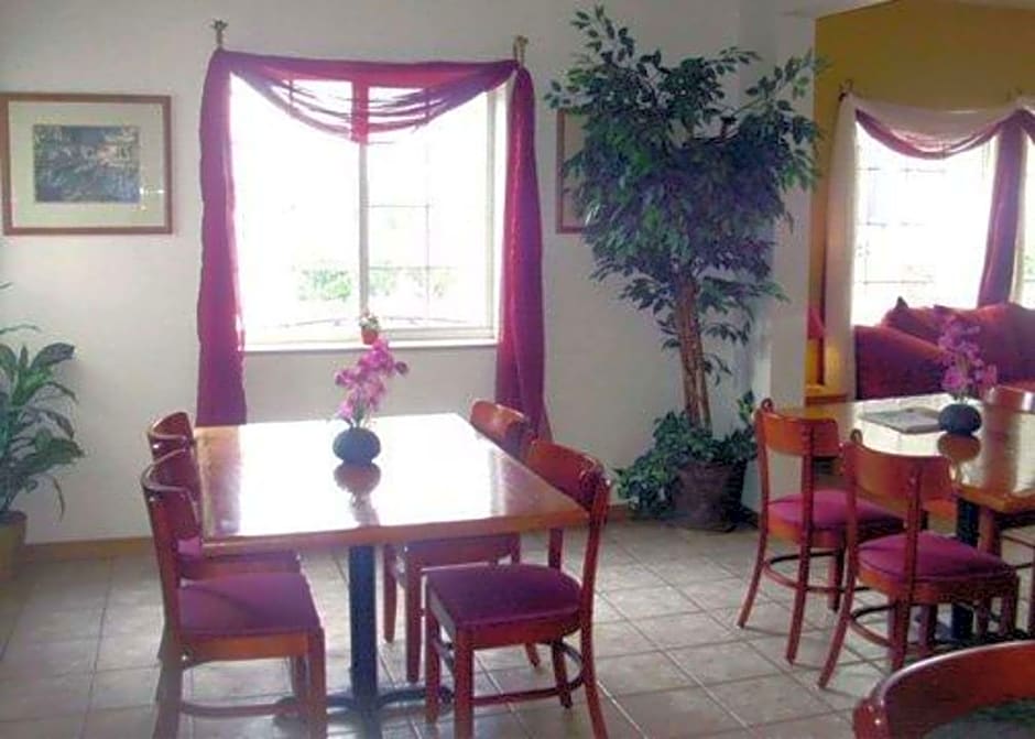 Rodeway Inn Salina