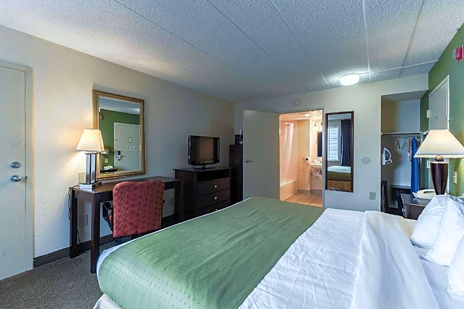 Quality Inn & Suites West Chester