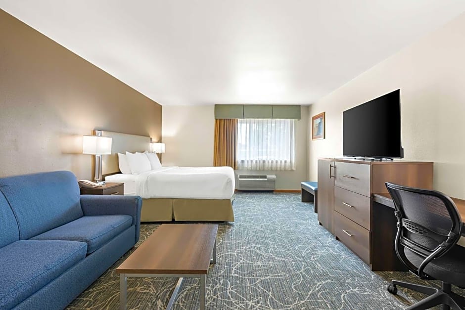 Best Western West Towne Suites