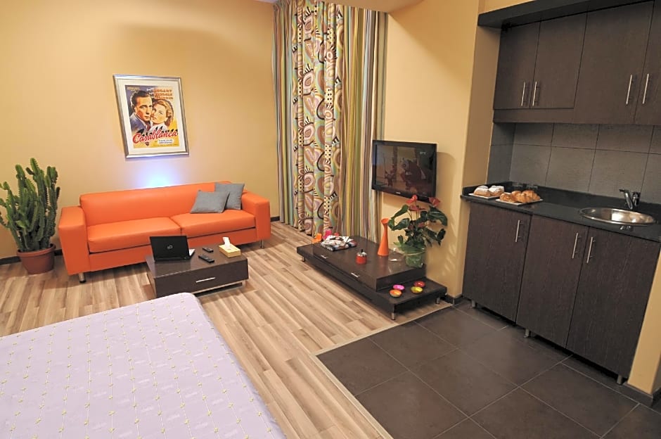 Suite Hotel Chrome