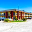 Castle Inn & Suites By OYO Chickasha