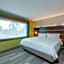 Holiday Inn Express Hotel & Suites Bradenton West